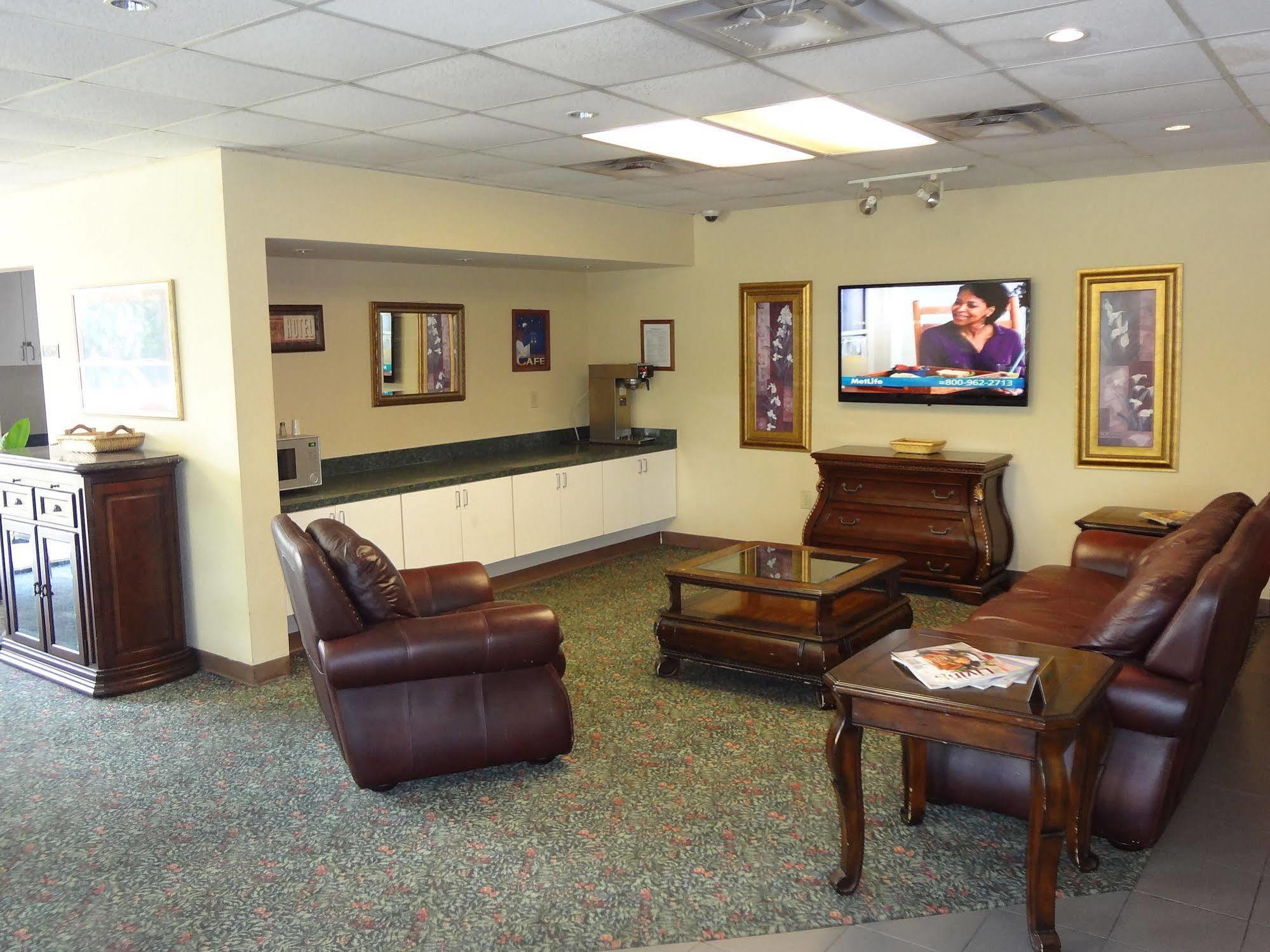 Best Inn Formerly Known As M Star Hotel Chickasaw Екстер'єр фото