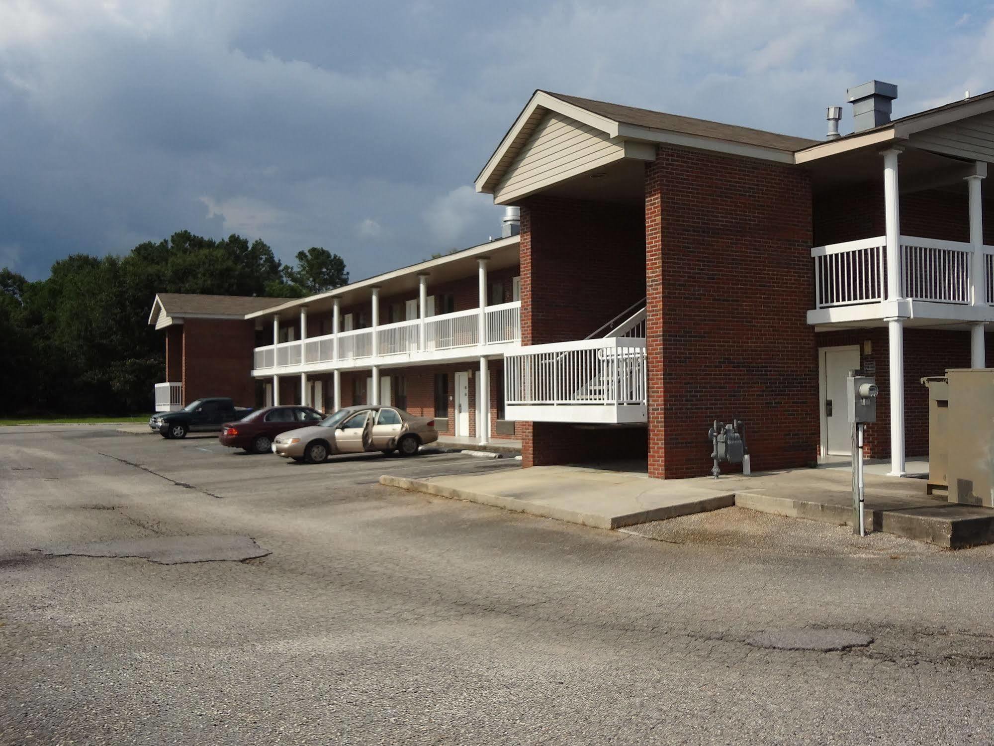 Best Inn Formerly Known As M Star Hotel Chickasaw Екстер'єр фото