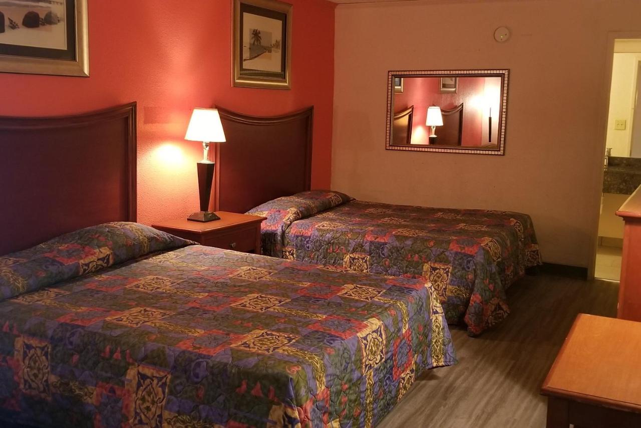 Best Inn Formerly Known As M Star Hotel Chickasaw Екстер'єр фото